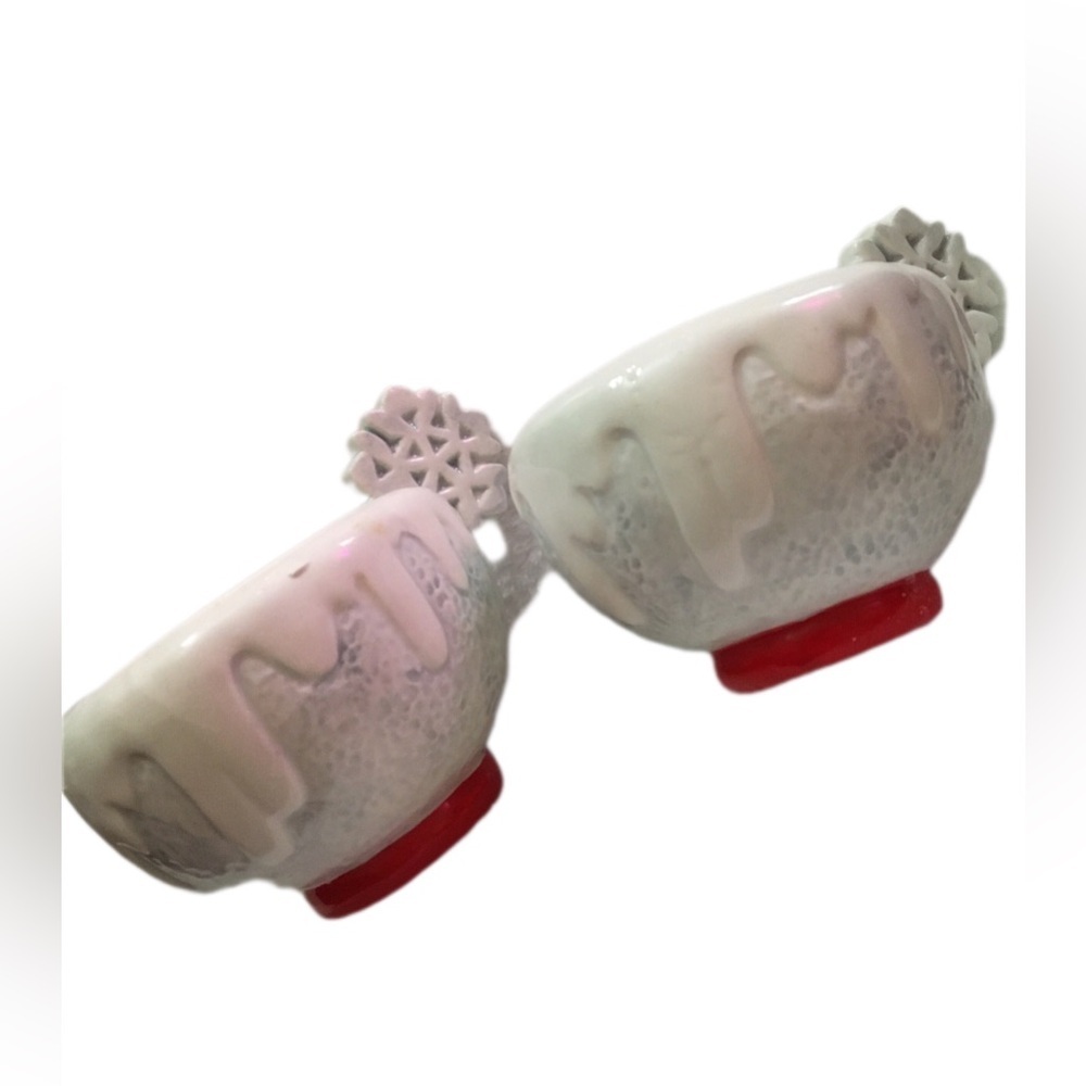 White and Red Decorative Mini Mugs set